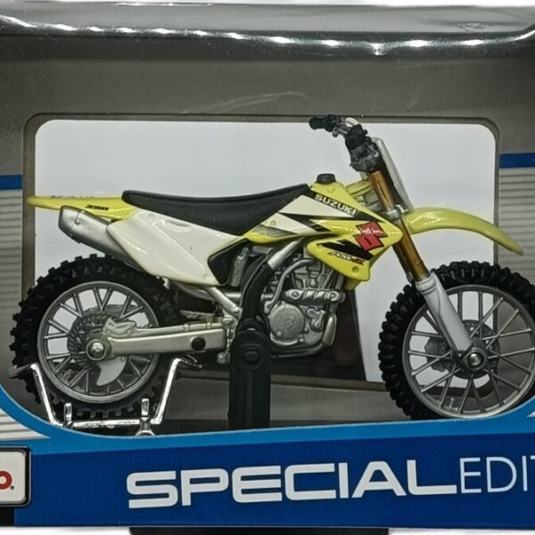 SUZUKI RM-Z 250 - 1:18 Scale Die-Cast MX Motocross Motorbike Model by Maisto