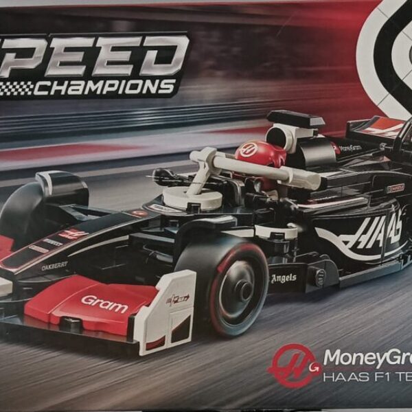 LEGO® Speed Champions 77250 MoneyGram Haas F1® Team VF-24 Race Car