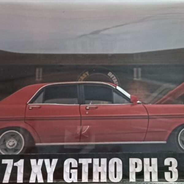 1:24 DDA Ford XY GTHO Falcon Sedan Vermillion Fire with Black stripes DDA24832